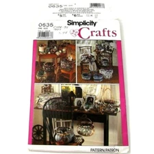 Simplicity Crafts Sewing Pattern 0635 Baskets Hearts Picture Frames Uncut