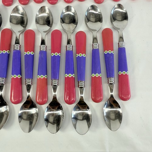 Vintage Flatware Silverware Pink Purple Plastic Handles 37 Pc Set Retro Camper - Picture 6 of 20
