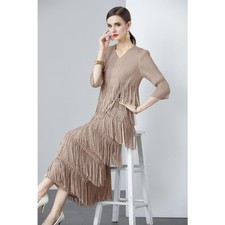 Women's Pleated V-Neck Plus Size Dress 3/4 Sleeve Tassel Solid Elegant Long Gown