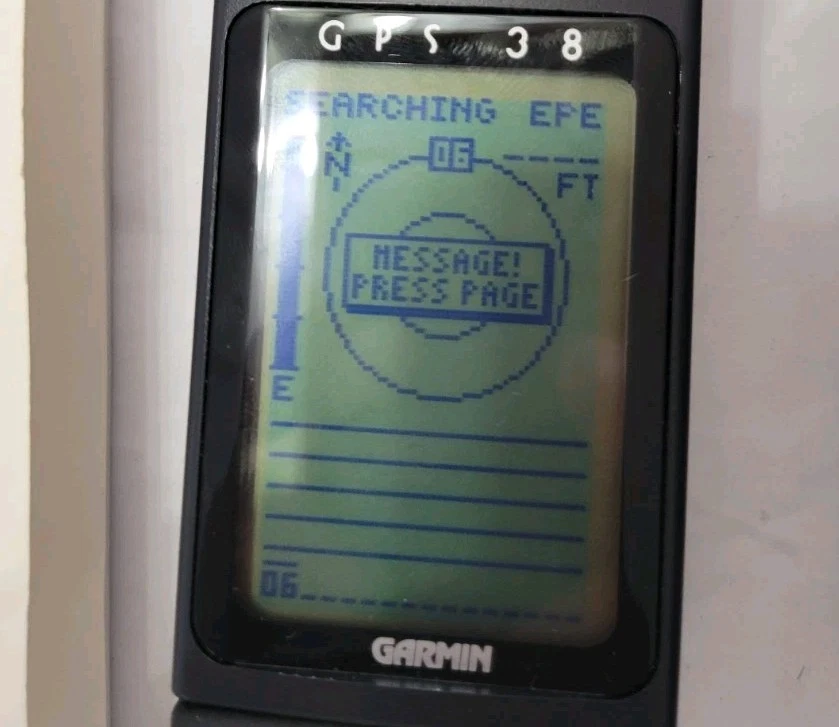 Garmin GPS 38 GPS38 Handheld Hiking Geocaching Personal Navigation Device Tested - Image 2 of 4