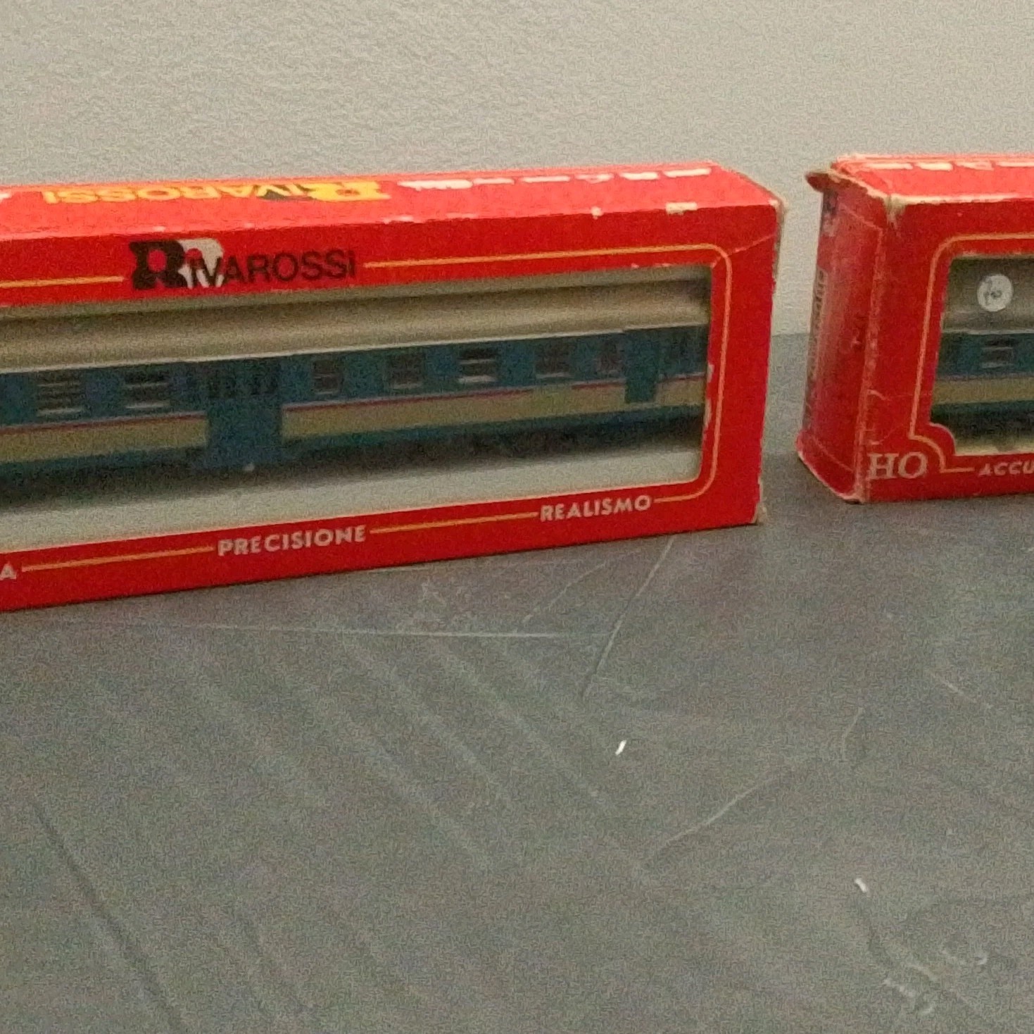 Rivarossi 1/80 coppia di Aln 668 motorizzata  e rimorchiata  von confezione