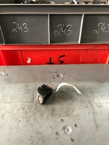 Original Opel Corsa B S93 Warnblinkschalter Warnblinker Schalter 90347821