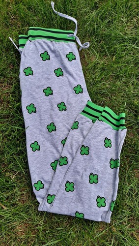 NWT Mens Shamrock Lounge Pants- Medium 