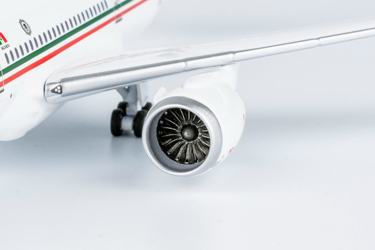 Mexican Air Force Boeing 787-8 TP-01 NG Model 59022 Scale 1:400 | eBay
