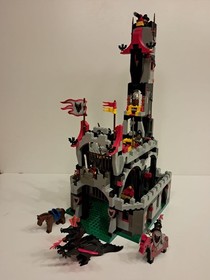 Lego 6097 Night Lord's Castle - 100% Complete with Instruction Box and Poster