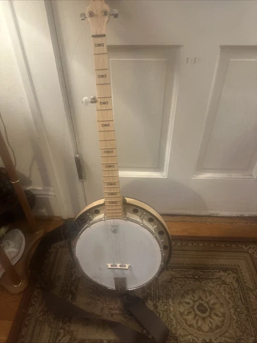 Deering Goodtime 5-String Banjo with Shoulder Strap
