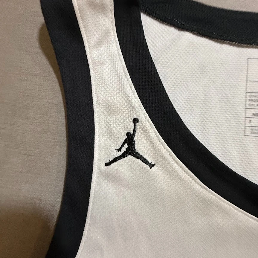 Футболка женская Cal State Fullerton Titans Nike Jordan DRI-FIT S белая без рукавов. - Изображение 3 из 4