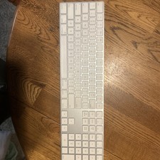 Wireless Apple Magic Keyboard With Numeric Pad A1843 - CLEAN