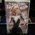 🔥🕷 AMAZING SPIDER-MAN #32 LEIRIX LI SPIDER-GWEN Trade Dress Variant