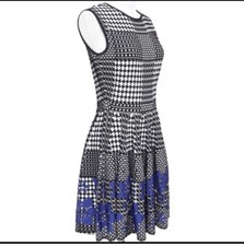 ALEXANDER McQUEEN PRINCE OF WALES JACQUARD FLORAL DRESS