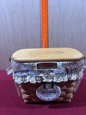 Longaberger 1994 Dresden Basket Signed by Jerry Longaberger - Cloth Liner