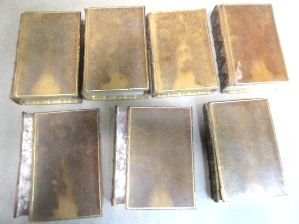 7 Pocket books: Atlas Gazetteer Quotation Proverbs Dictionary Quotes London 1918 - Image 4 of 4