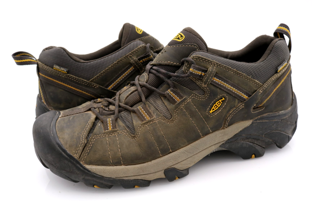 keen walking trainers