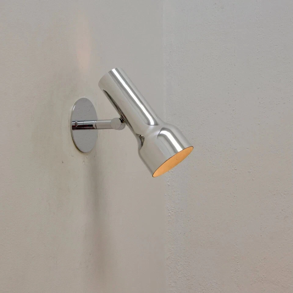 Par de apliques de pared de latón vintage de mediados de siglo lámpara italiana Foto 2 de 4