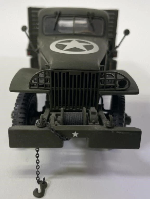 1943 Minichamps GMC CCKW 353 B2 планшет - отсутствует левая крышка гриля двигателя - Изображение 4 из 4