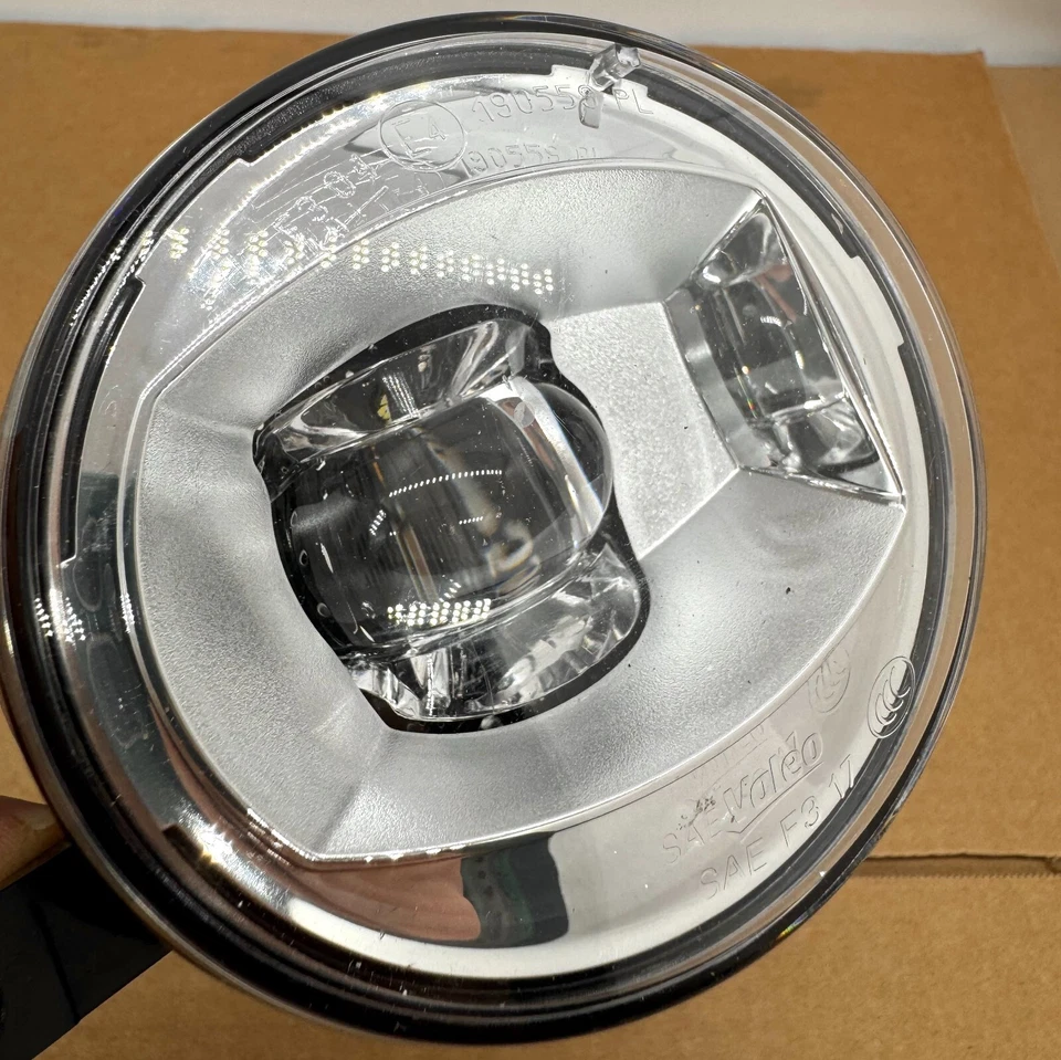 OEM 14-22 Toyota Tundra Tacoma 4Runner Rav4 LED Front Right Fog Light 85742193 - Image 3 of 4