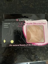 NWT Silicone Nipple Covers - Reusable Adhesive Pasties - Invisible Backless Pads