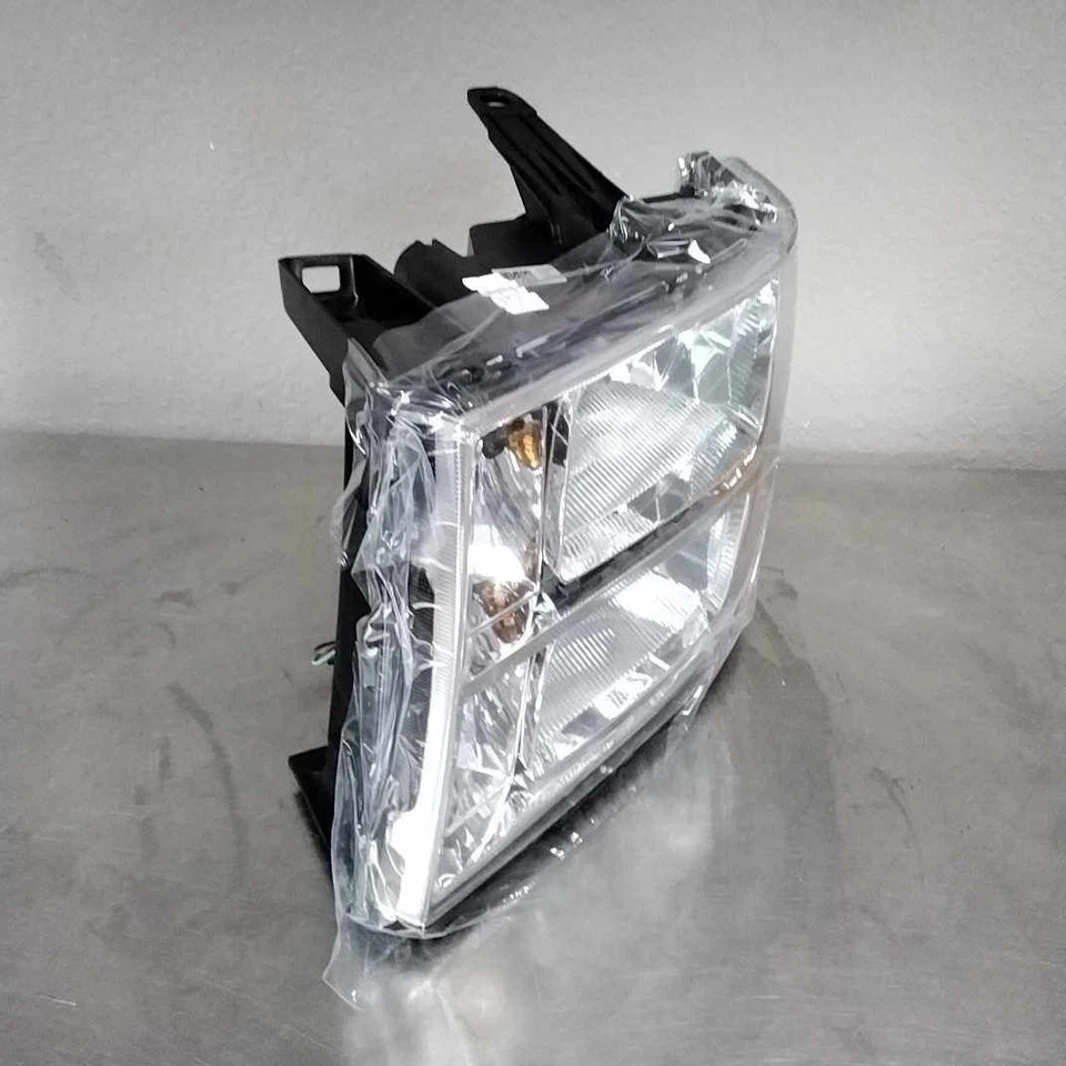 Conjunto Faro GMC SIERRA 1500 Izquierdo 07 08 09 10 11 12 13 Foto 2 de 4