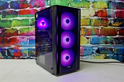 Custom RGB Gaming Desktop PC Intel Core i7 3.40 Quad 32 GB SSD Nvidia RTX 5060
