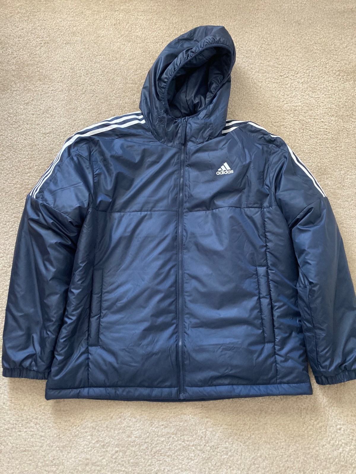 Men's Adidas Essentials Insulated Hooded Jacket L Dark Blue/3-White Stripes NWOT