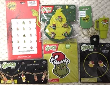 How The Grinch Stole Christmas HUGE NEW LOT Gift Set Earrings Bracelet Keychain