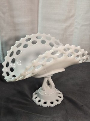 Vintage Milk Glass Doric Lace Pedestal Banana Bowl Fruit Stand Westmoreland