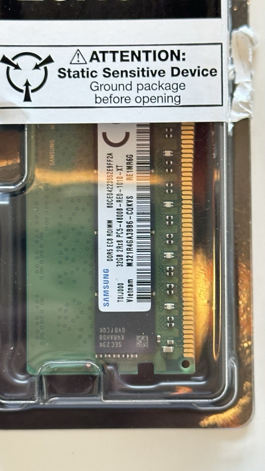 как выглядит Lenovo Samsung 8GB DDR3 PC3-12800R ECC Registered Server RAM M393B1K70DH0-CK0 фото