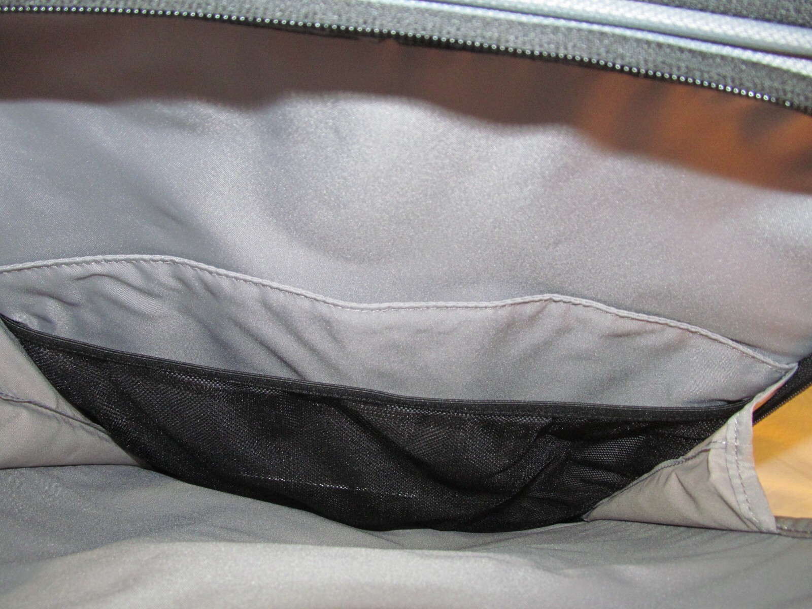 Victorinox Luggage, Nova Frequent Flyer Carry On+ Spinner, TSA Lock USB