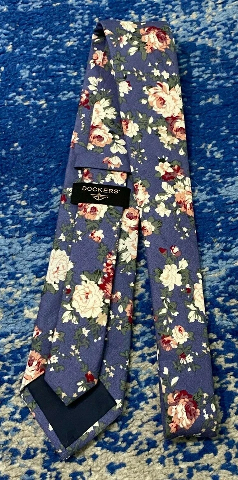 Corbata de algodón floral Dockers azul rosa verde frambuesa malva blanca beige Foto 3 de 4