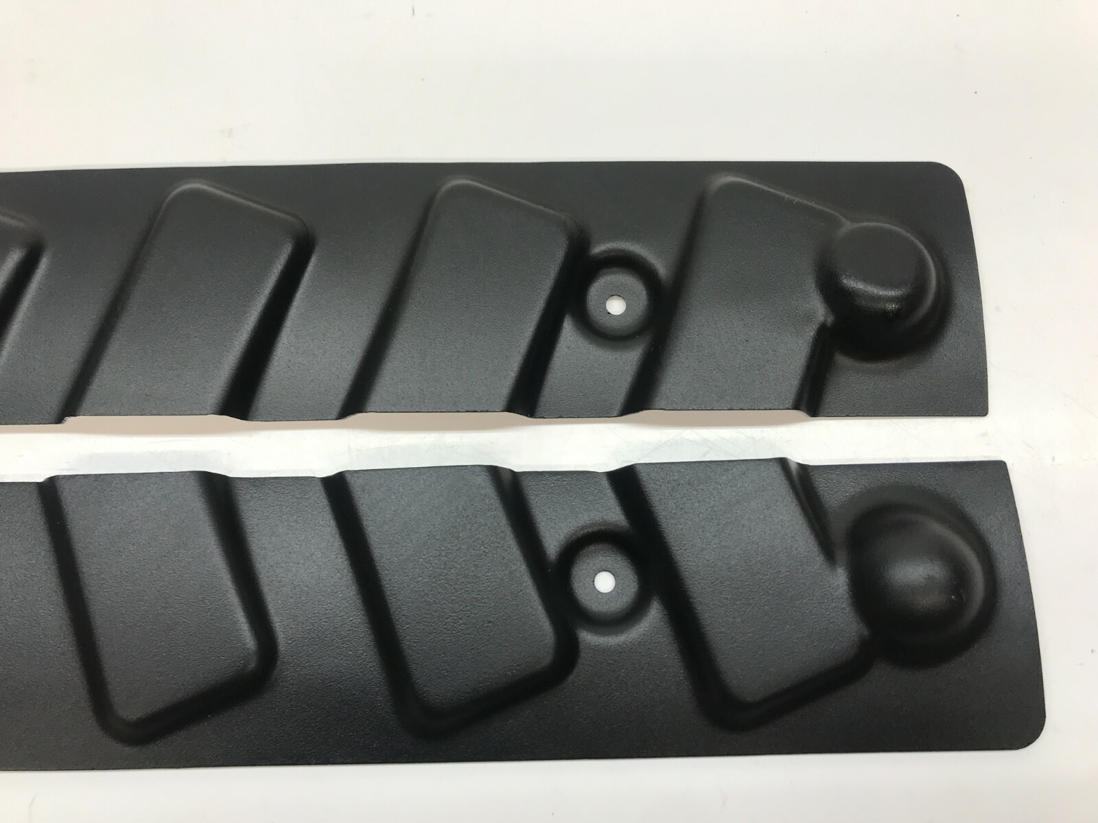 LAMBORGHINI GALLARDO ENGINE CYLINDER HEAD COVER COIL COVER SHIELDS OEM 07L103908