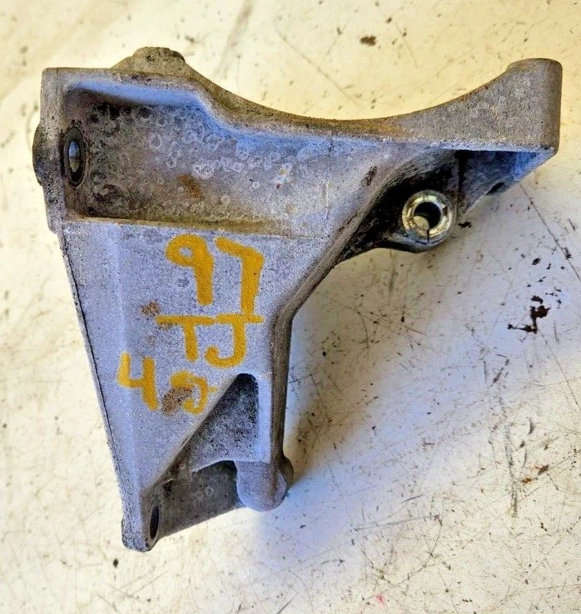 Polea soporte compresor motor alternador superior Jeep Wrangler TJ 97-02 2.5 4.0 Foto 2 de 4