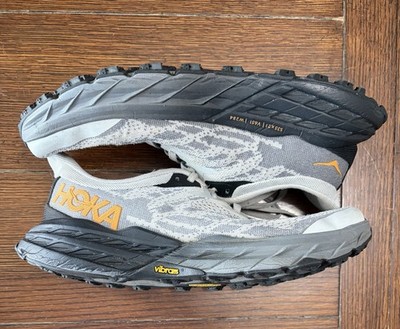 Hoka Speedgoat 5 Mens 7.5 2E Wide Trail Running Shoes Light Grey Vibram