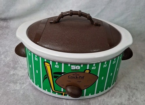 Vtg Crock Pot Football Game Day Slow Cooker 3.5 Qt Tested Works Great ! - Picture 2 of 14