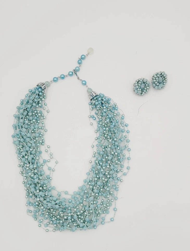 Lote de collar y pendientes de encaje de perlas sintéticas azules de ganchillo de múltiples hilos Japón Foto 2 de 4