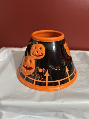 White Barn Candle Company Halloween Ceramic Shade Owl Crow Pumpkins Spiders Bats