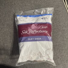 Hanes Silk Reflections CD Town Taupe Reinforced Toe