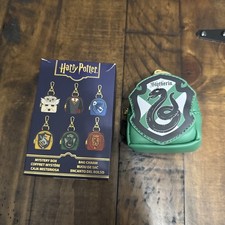 Harry Potter Slytherin Bolso Dije Mini Monedero LoungFly