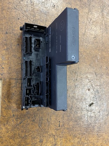 1998-2003 Mercedes W210 E320 Front SAM Fuse Box Control Module 0195455632 OEM - Picture 3 of 5