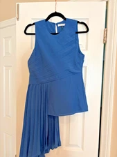 Halston blue asymetrical top size 6 gorgeous cool girl SATC Vibes