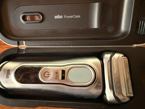 Braun Series 9 Pro Shaver With Power Case - Exc Cond