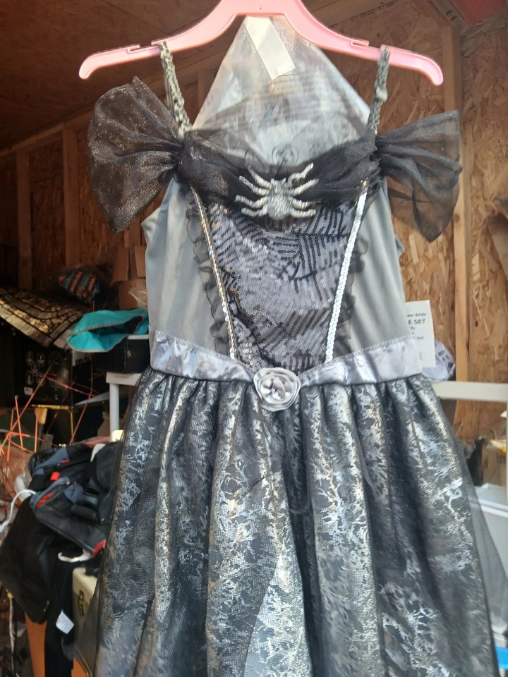 Celebrate Girls Gothic Spider Bride Size 7/8 - Image 2 of 4