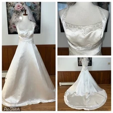 Stunning New Mon Cheri Silk Halter Wedding Gown!