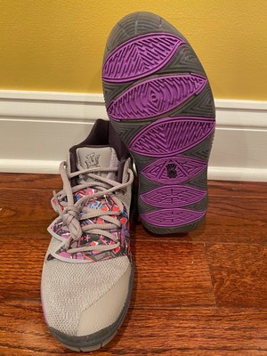 kyrie 4 graffiti