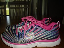 EUC Youth Girls Size 5 Skechers Multicolor Shoes Sneakers Star Burst Look Tie