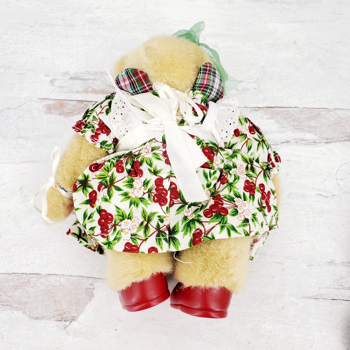 Vintage Muffy Vanderbear Cherry Pie Plush 9