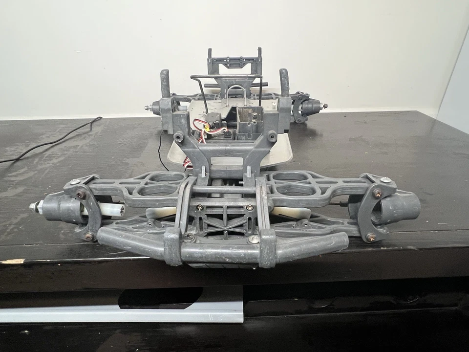 Tamiya TNX 3.0 Roller Slider Chassis Rc Truck Parts/Project - Image 2 of 4