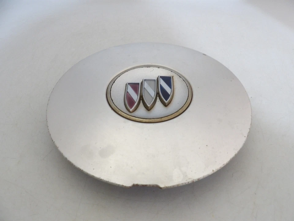 Buick Century Regal 1997 1998 1999 2000 2001 2002-2005 tapa central mecanizada OEM Foto 2 de 4