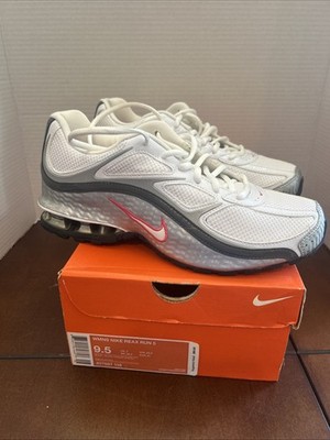 Women s NIKE REAX RUN 5 Brand New Running Shoes White Pink Metallic Silver