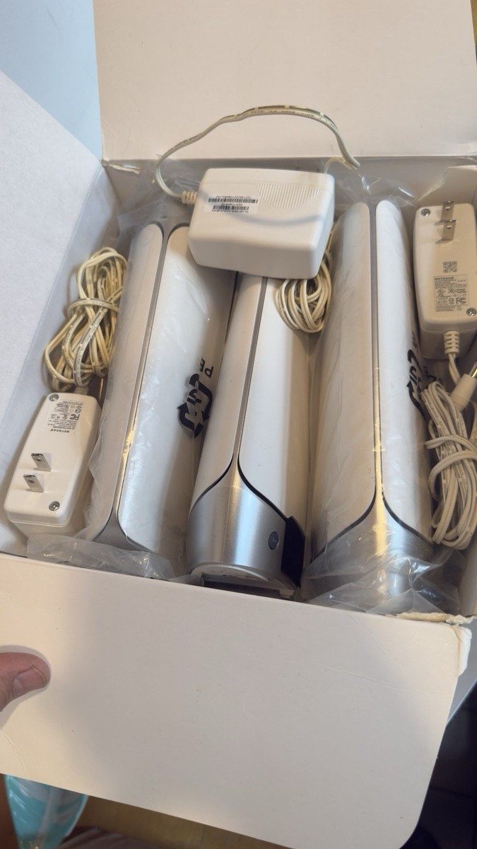 NETGEAR Orbi RBR750 Router And 2x Satellite RBS750 WIFI 6 Add On