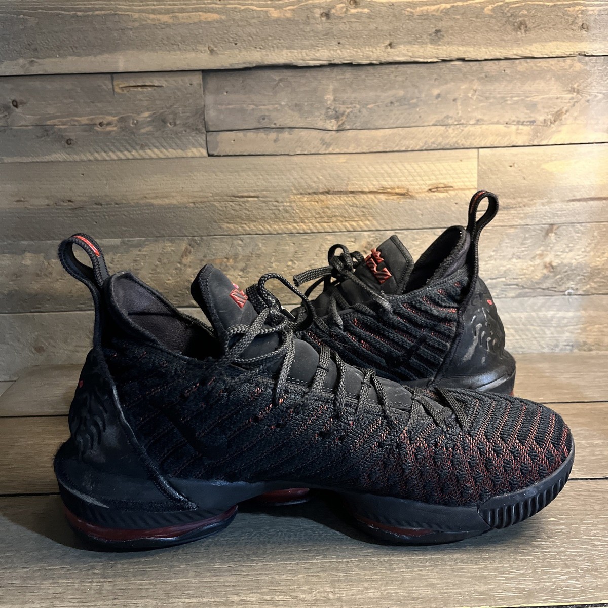lebron 16 fresh bred